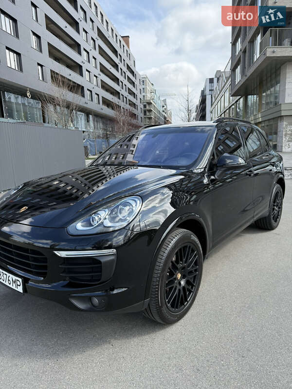 Внедорожник / Кроссовер Porsche Cayenne 2016 в Киеве фото 2 Внедорожник / Кроссовер Porsche Cayenne 2016 в Киеве