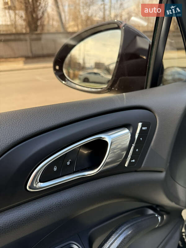 Внедорожник / Кроссовер Porsche Cayenne 2016 в Киеве фото 8 Внедорожник / Кроссовер Porsche Cayenne 2016 в Киеве