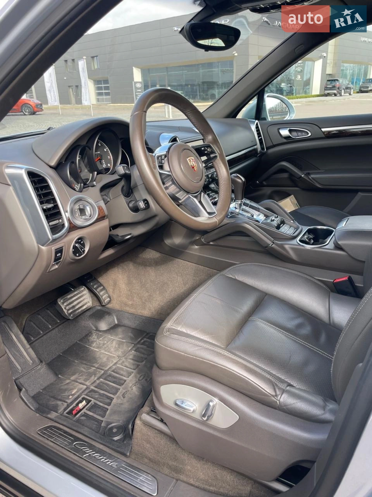 2015 Porsche Cayenne - мініатюра 17