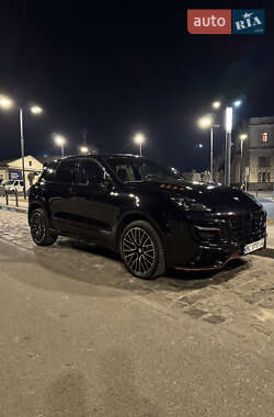 Внедорожник / Кроссовер Porsche Cayenne 2016 в 