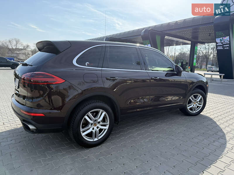 Внедорожник / Кроссовер Porsche Cayenne 2015 в Одессе фото 6 Внедорожник / Кроссовер Porsche Cayenne 2015 в Одессе