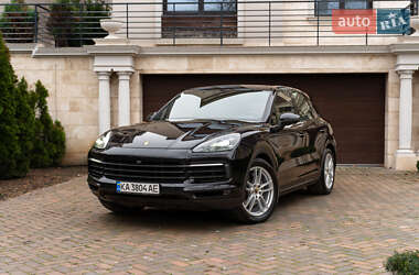 Внедорожник / Кроссовер Porsche Cayenne 2019 в 