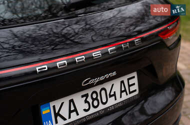Внедорожник / Кроссовер Porsche Cayenne 2019 в 