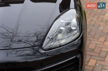 Внедорожник / Кроссовер Porsche Cayenne 2019 в 