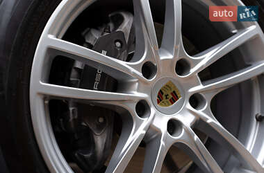 Внедорожник / Кроссовер Porsche Cayenne 2019 в 