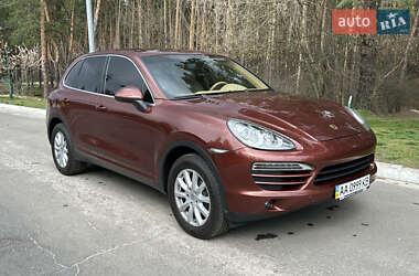 Внедорожник / Кроссовер Porsche Cayenne 2011 в 