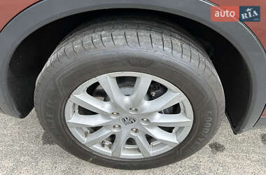Внедорожник / Кроссовер Porsche Cayenne 2011 в 