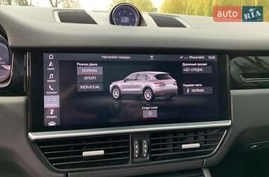 Внедорожник / Кроссовер Porsche Cayenne 2019 в 