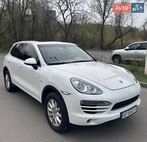 Позашляховик / Кросовер Porsche Cayenne 2014 в Києві