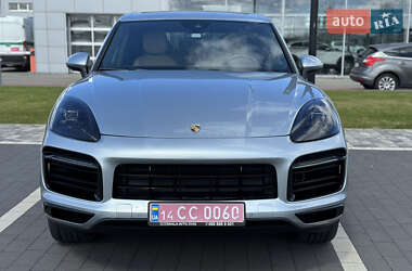Внедорожник / Кроссовер Porsche Cayenne 2020 в 