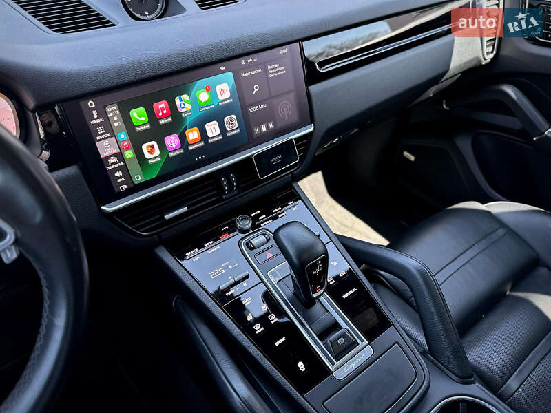 Позашляховик / Кросовер Porsche Cayenne 2019 в Києві