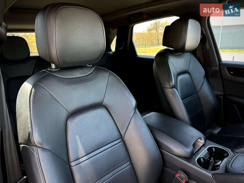 Позашляховик / Кросовер Porsche Cayenne 2019 в Києві
