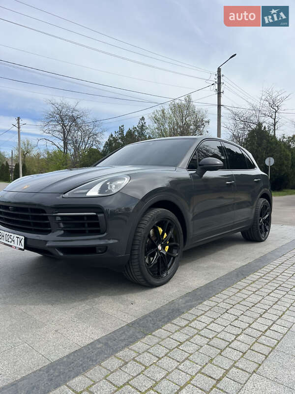 Позашляховик / Кросовер Porsche Cayenne 2020 в Ізмаїлі