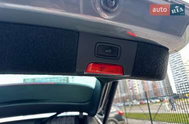 Позашляховик / Кросовер Porsche Cayenne 2015 в 