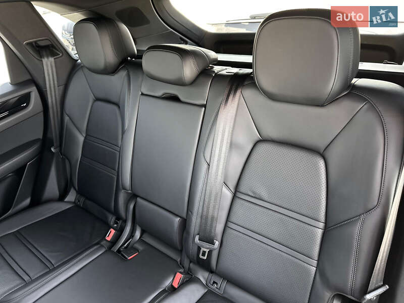 Позашляховик / Кросовер Porsche Cayenne 2019 в Києві