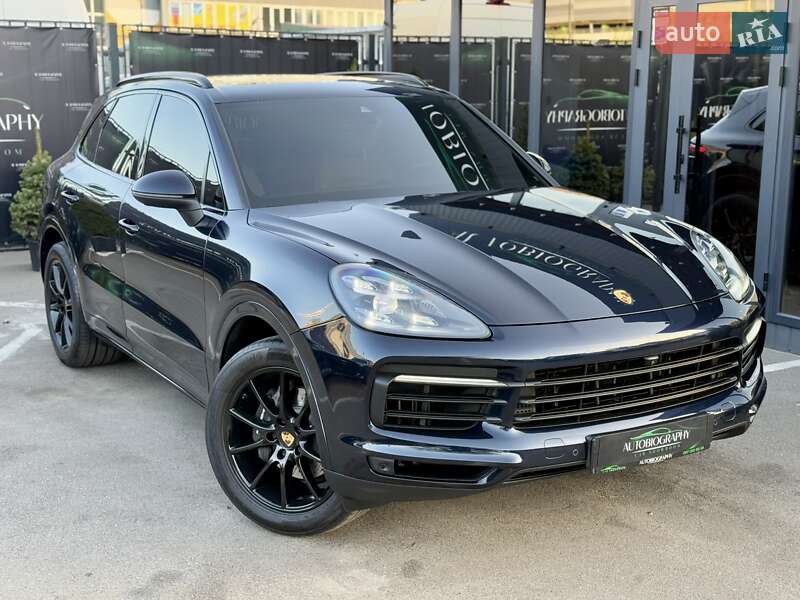 Внедорожник / Кроссовер Porsche Cayenne 2019 в Киеве