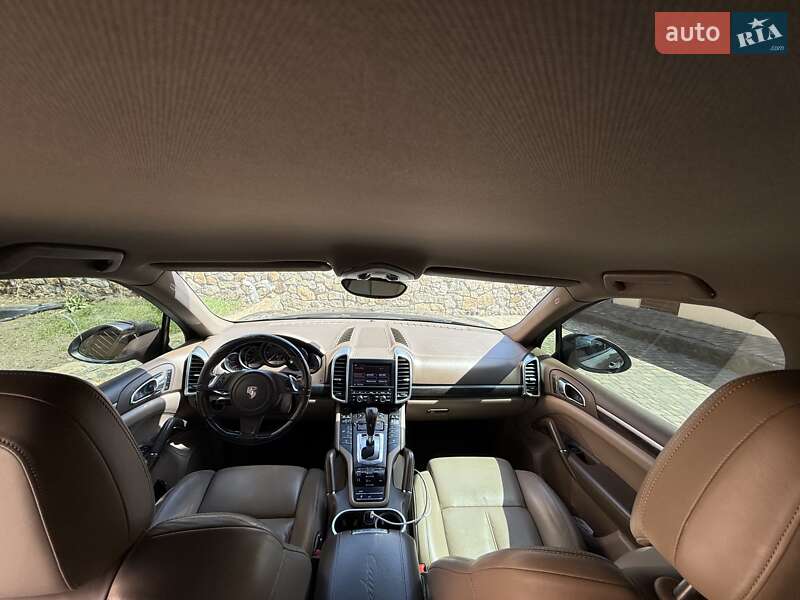 Внедорожник / Кроссовер Porsche Cayenne 2012 в Виннице