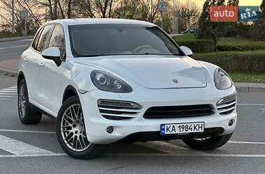 Внедорожник / Кроссовер Porsche Cayenne 2012 в 
