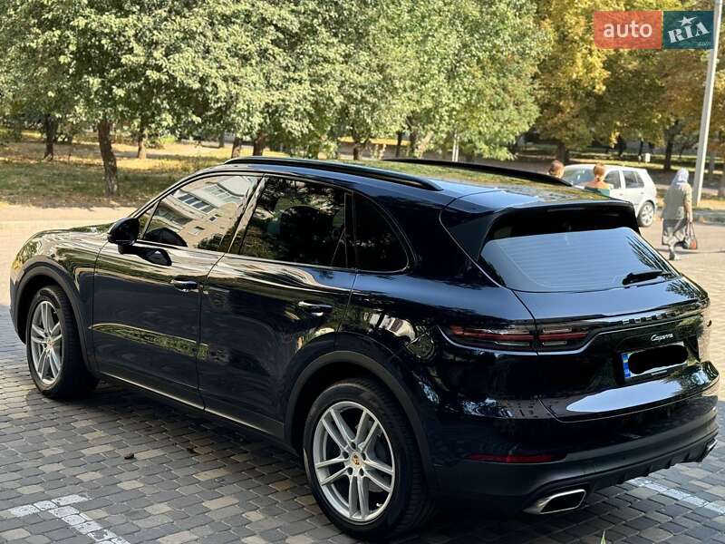 Внедорожник / Кроссовер Porsche Cayenne 2018 в Киеве