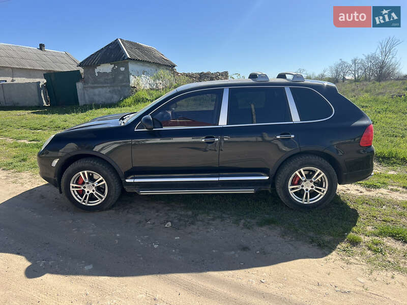 Внедорожник / Кроссовер Porsche Cayenne 2004 в Николаеве