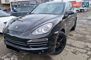 Внедорожник / Кроссовер Porsche Cayenne 2013 в 
