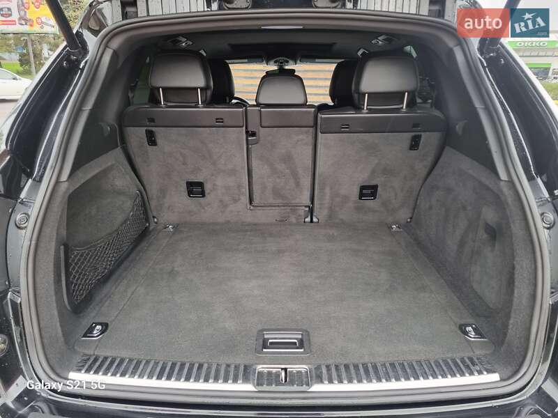 Внедорожник / Кроссовер Porsche Cayenne 2013 в Ровно