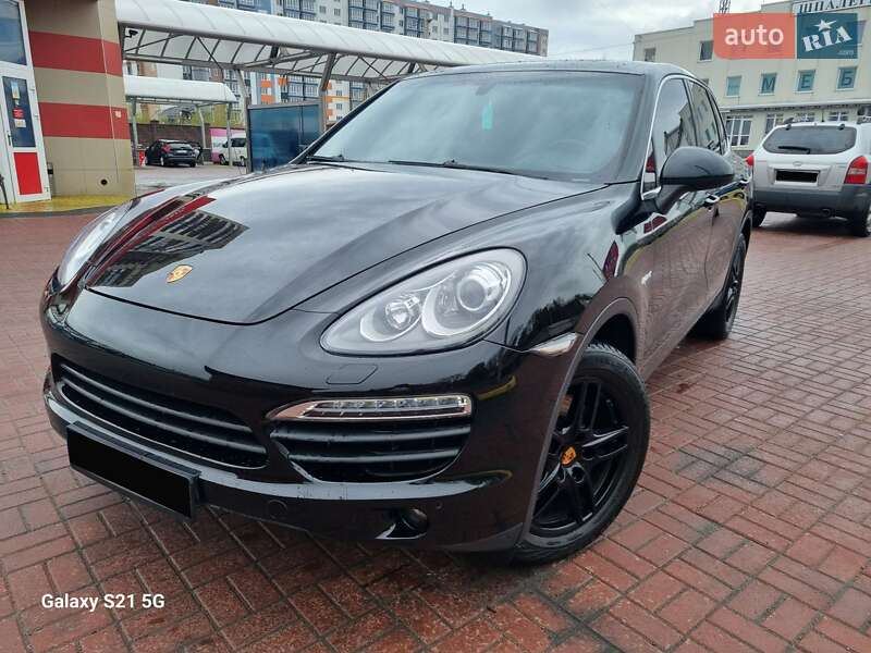 Внедорожник / Кроссовер Porsche Cayenne 2013 в Ровно