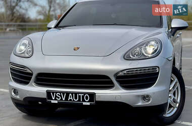 Позашляховик / Кросовер Porsche Cayenne 2012 в 