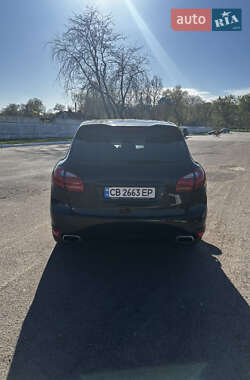 Внедорожник / Кроссовер Porsche Cayenne 2010 в 