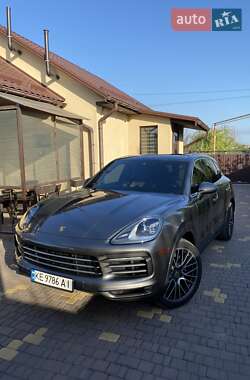 Внедорожник / Кроссовер Porsche Cayenne 2019 в 