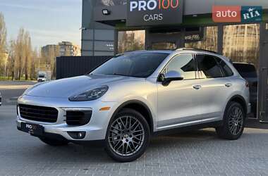Внедорожник / Кроссовер Porsche Cayenne 2017 в Киеве