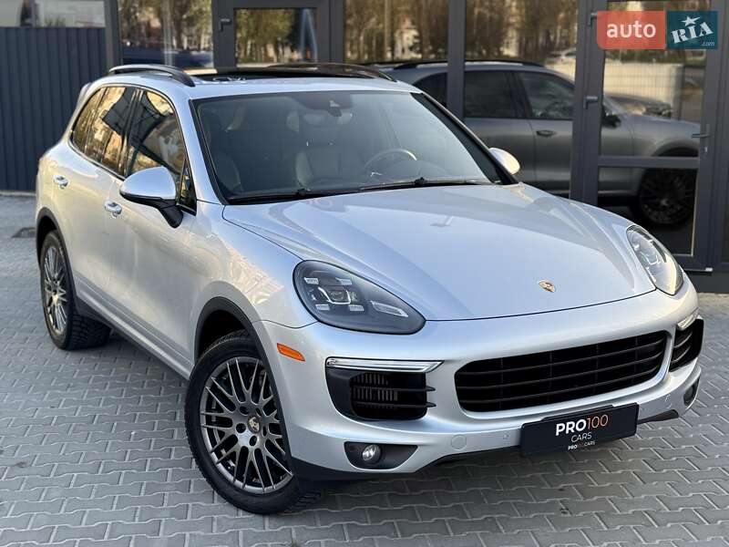 Внедорожник / Кроссовер Porsche Cayenne 2017 в Киеве