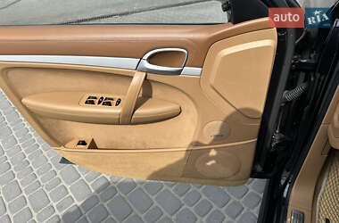 Внедорожник / Кроссовер Porsche Cayenne 2009 в 