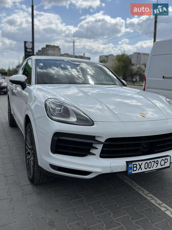 Внедорожник / Кроссовер Porsche Cayenne 2018 в Хмельницком