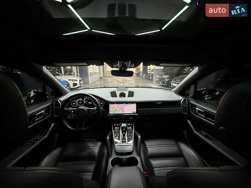 Позашляховик / Кросовер Porsche Cayenne 2019 в Одесі