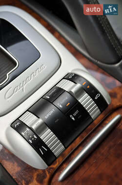 Позашляховик / Кросовер Porsche Cayenne 2009 в 