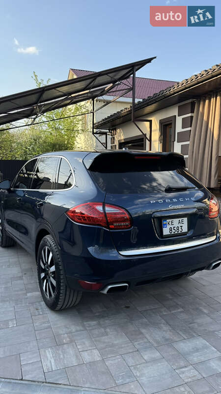 Внедорожник / Кроссовер Porsche Cayenne 2013 в Кропивницком