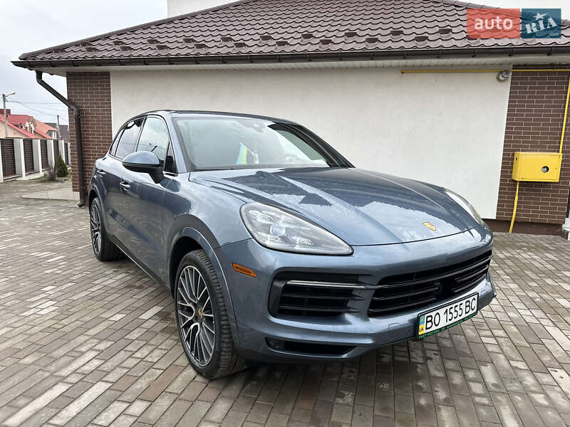 Внедорожник / Кроссовер Porsche Cayenne 2018 в Тернополе
