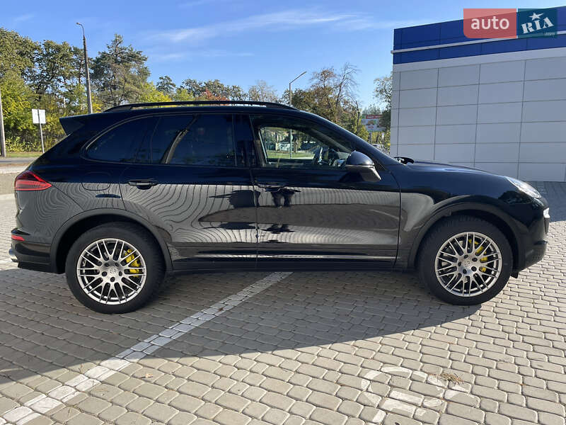 Внедорожник / Кроссовер Porsche Cayenne 2017 в Черкассах фото 8 Внедорожник / Кроссовер Porsche Cayenne 2017 в Черкассах