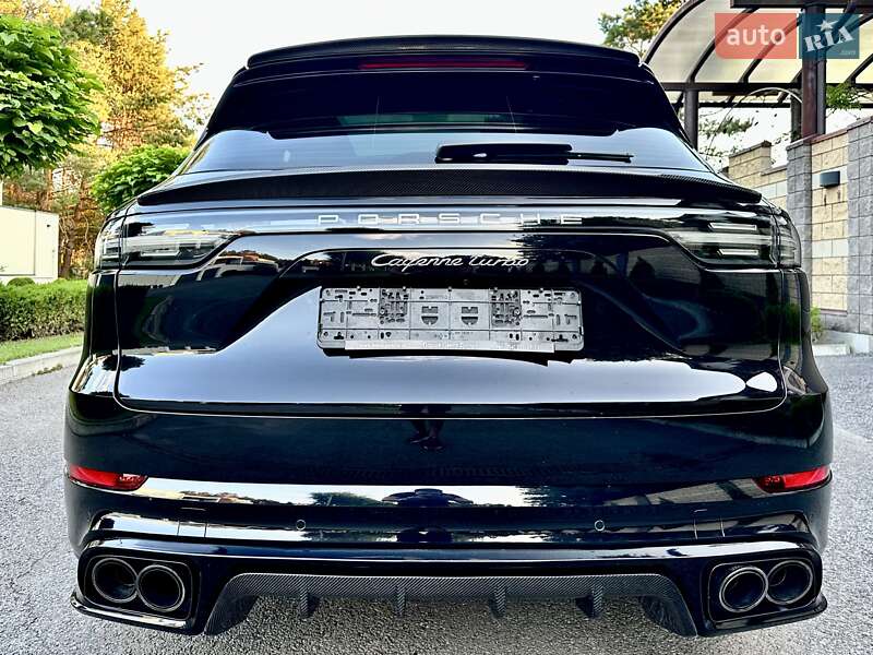 Позашляховик / Кросовер Porsche Cayenne 2018 в Києві
