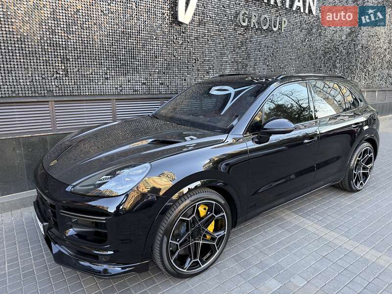 Позашляховик / Кросовер Porsche Cayenne 2018 в Києві