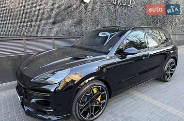 Позашляховик / Кросовер Porsche Cayenne 2018 в 