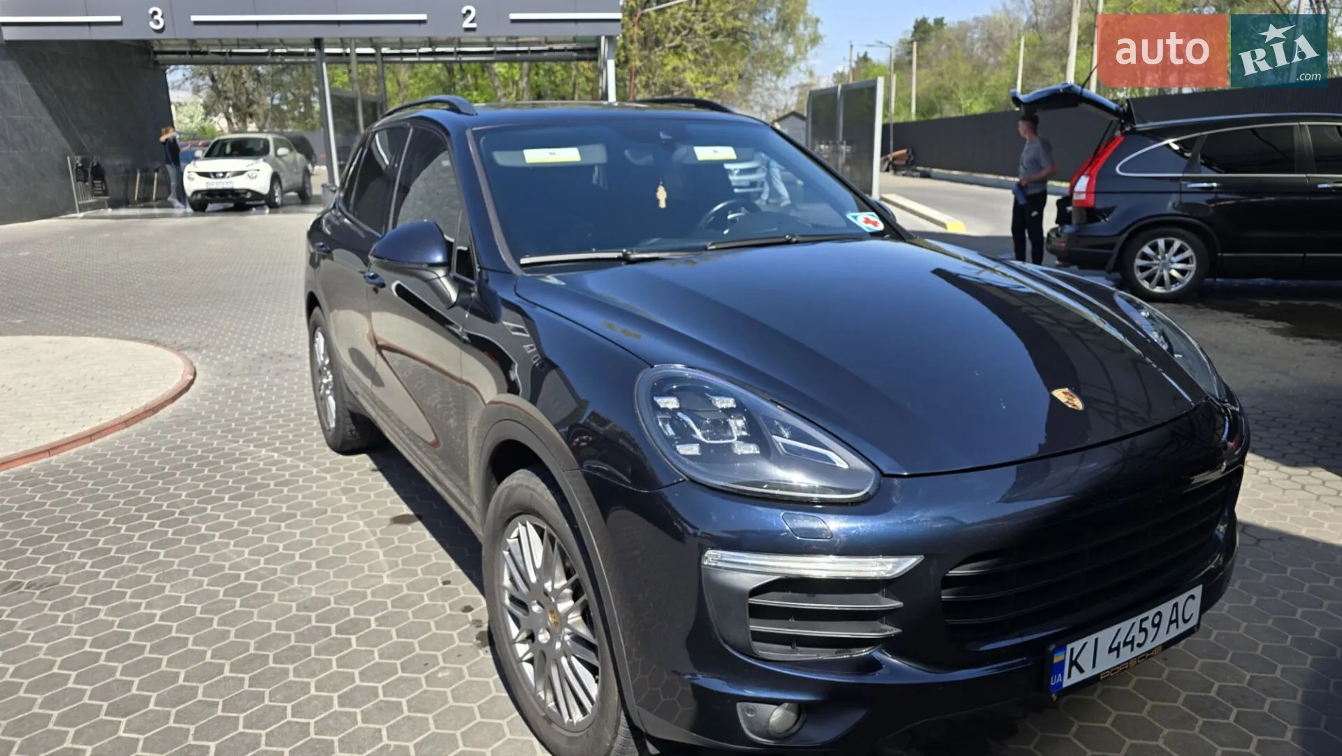 2015 Porsche Cayenne - мініатюра 3