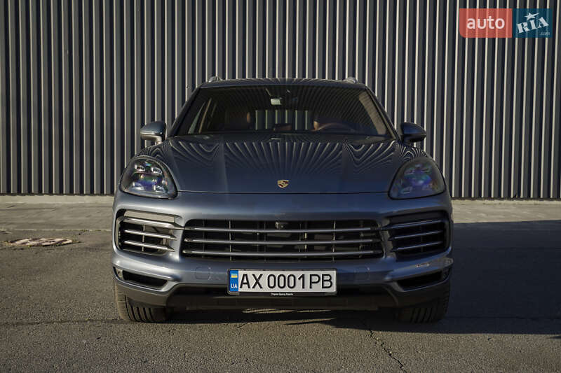 Внедорожник / Кроссовер Porsche Cayenne 2019 в Харькове