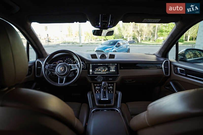 Внедорожник / Кроссовер Porsche Cayenne 2019 в Харькове