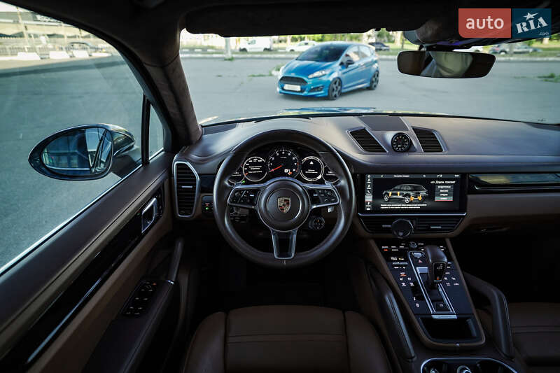 Внедорожник / Кроссовер Porsche Cayenne 2019 в Харькове