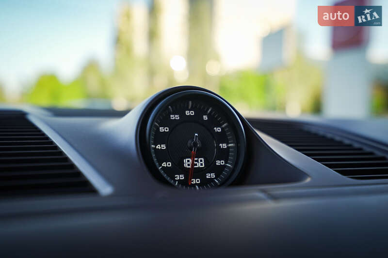 Внедорожник / Кроссовер Porsche Cayenne 2019 в Харькове