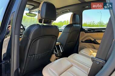 Внедорожник / Кроссовер Porsche Cayenne 2014 в 