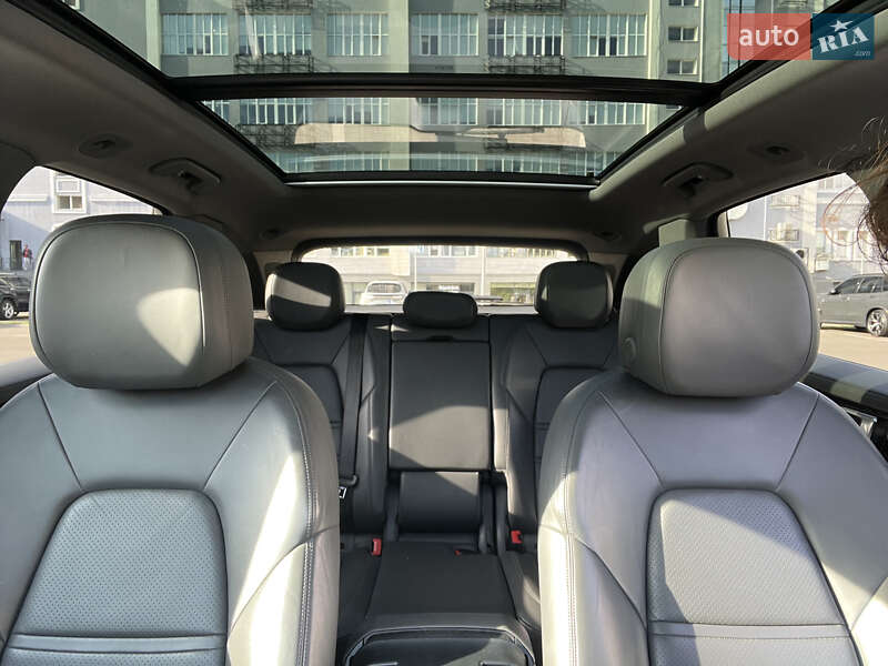 Внедорожник / Кроссовер Porsche Cayenne 2017 в Киеве