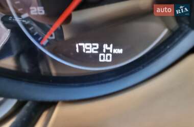 Внедорожник / Кроссовер Porsche Cayenne 2011 в 